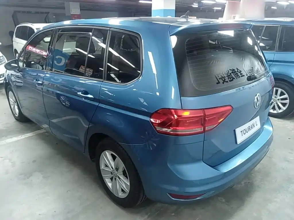 Volkswagen Touran — миниатюра 5