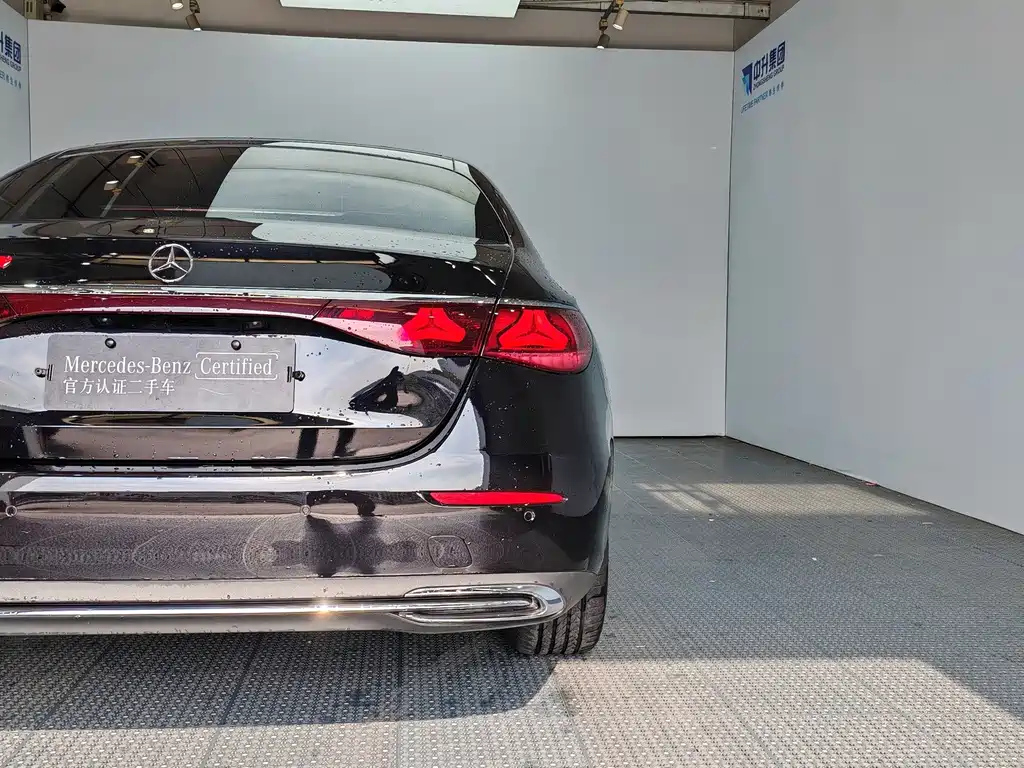 Mercedes-Benz E-Class — миниатюра 19