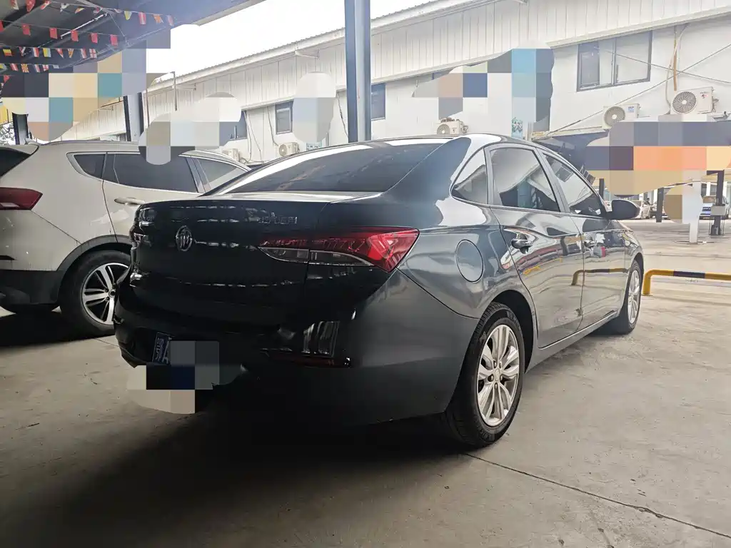 Buick Excelle — миниатюра 9