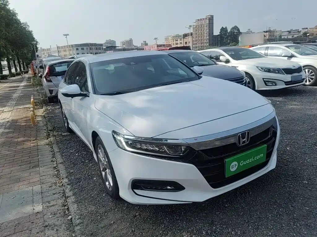 Honda Accord — миниатюра 4