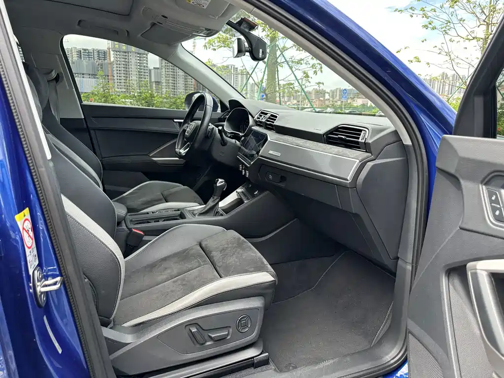 Audi Q3 — миниатюра 10