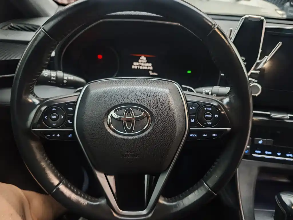 Toyota Avalon — миниатюра 19