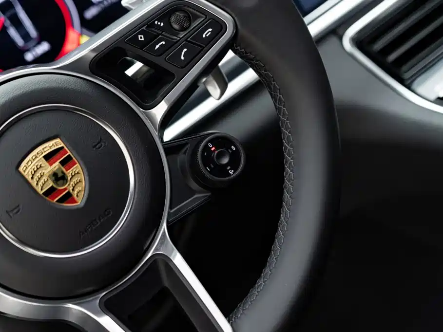 Porsche Panamera — миниатюра 19