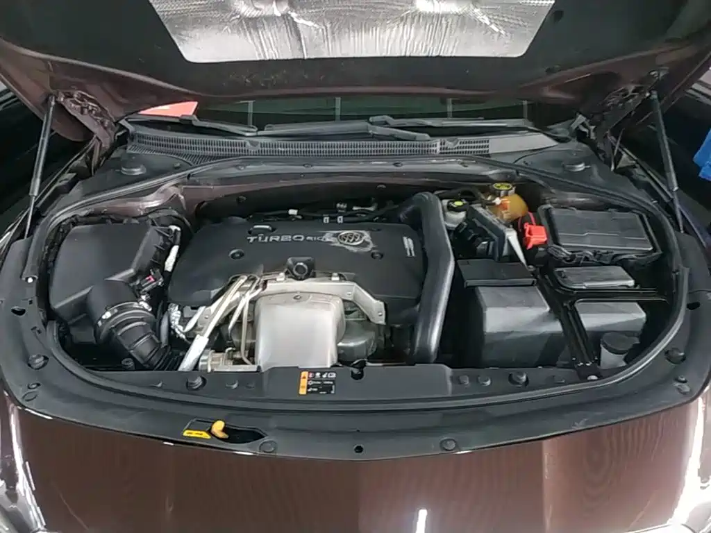 Buick LaCrosse — миниатюра 20