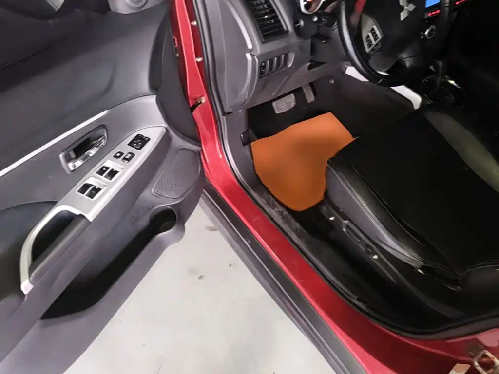 Mitsubishi ASX — миниатюра 16