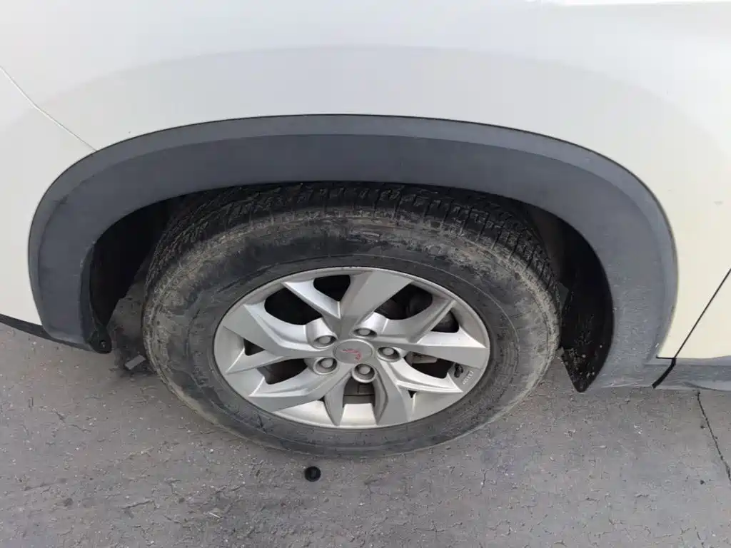 Wuling Hongguang S3 — миниатюра 23
