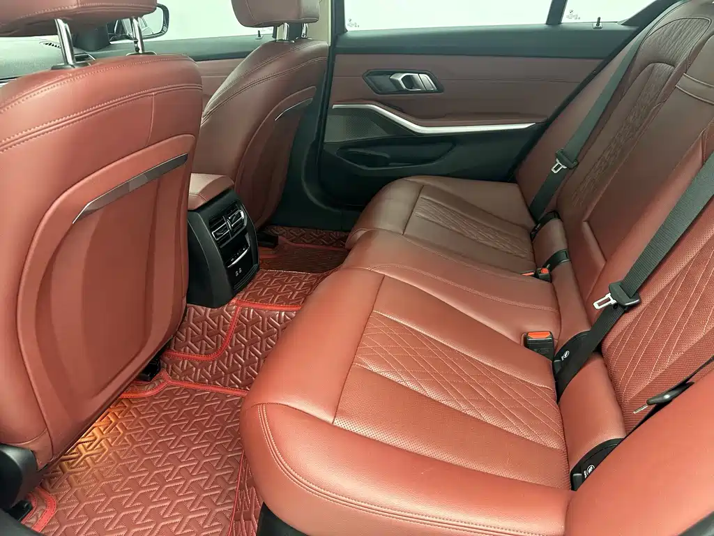 BMW 3 Series — миниатюра 19