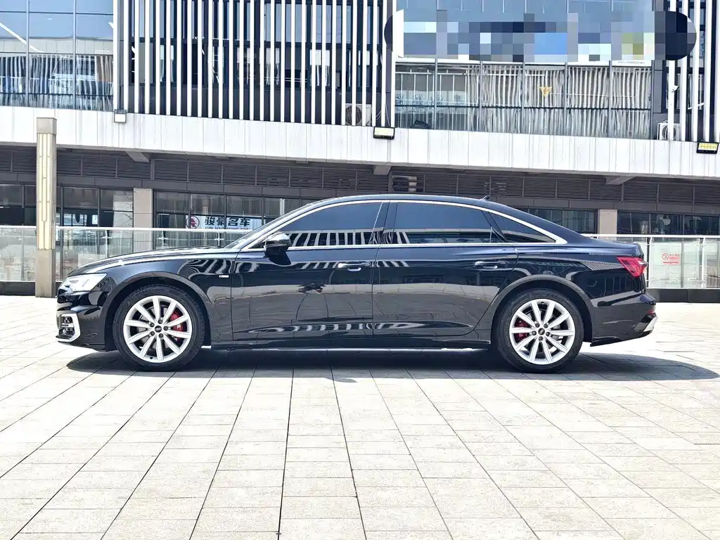 Audi A6L — миниатюра 8