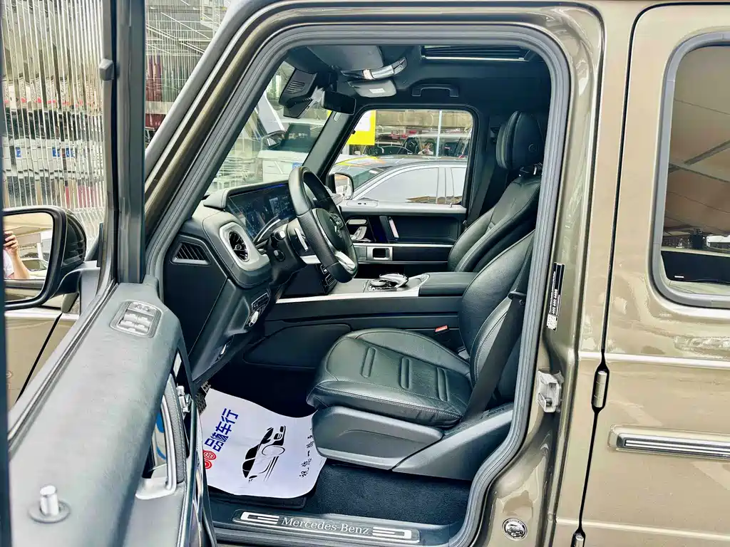 Mercedes-Benz G-Class — миниатюра 7