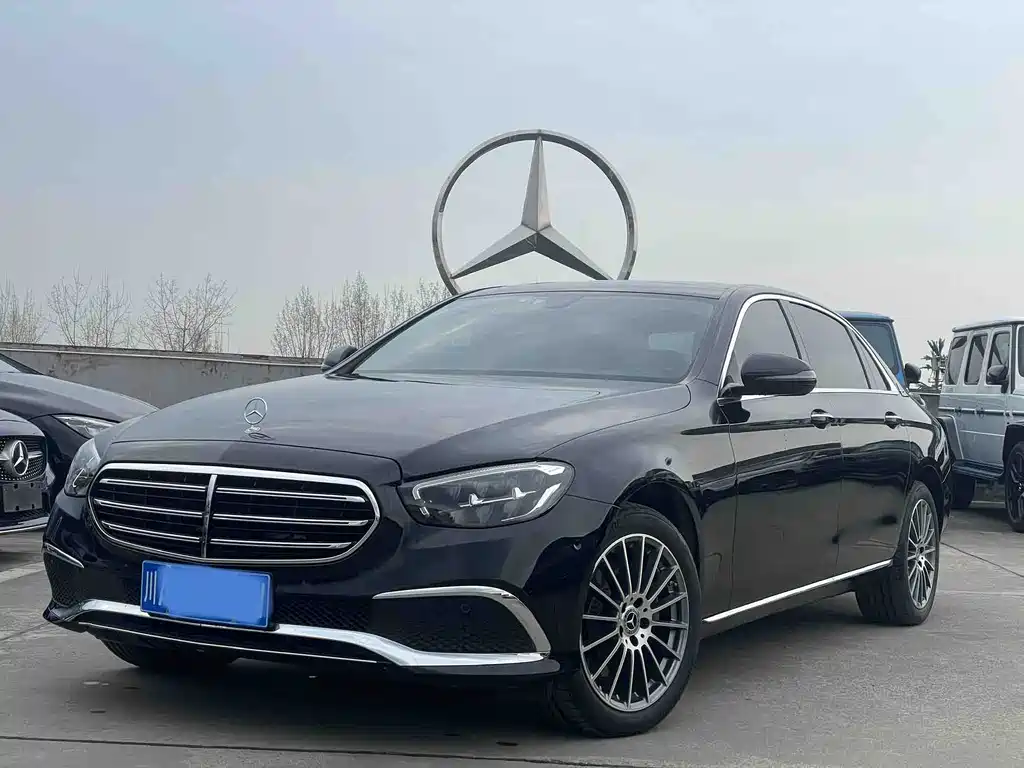 Mercedes-Benz E-Class 2023