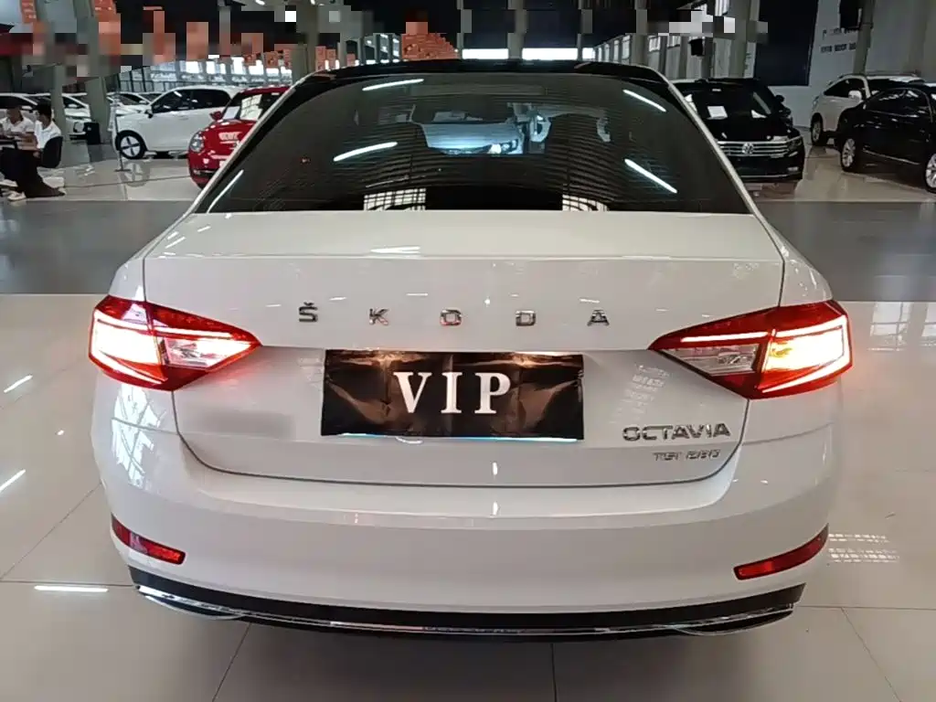 Skoda Octavia — миниатюра 6