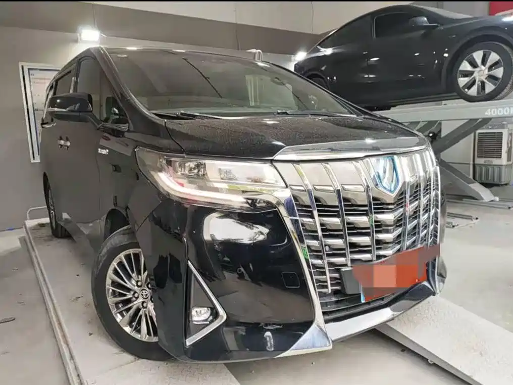Toyota Alphard 2022