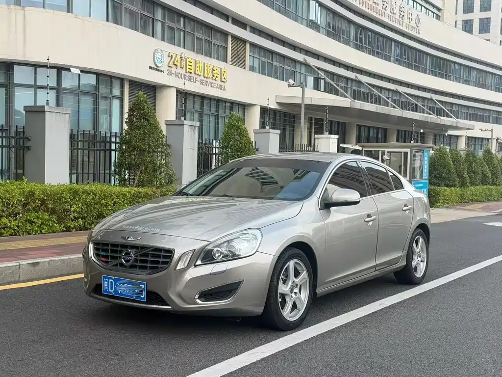 2012 Volvo S60 - zdjęcie 1 z 9
