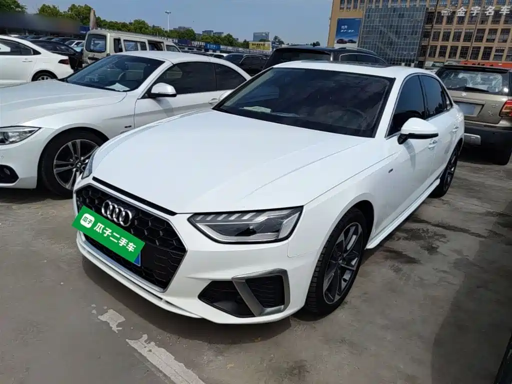 Audi A4L 2021