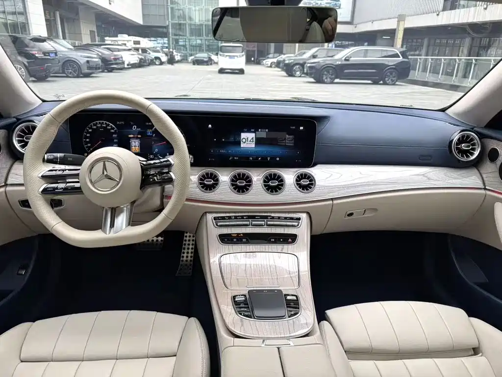 Mercedes-Benz E-Class (Import) — миниатюра 6