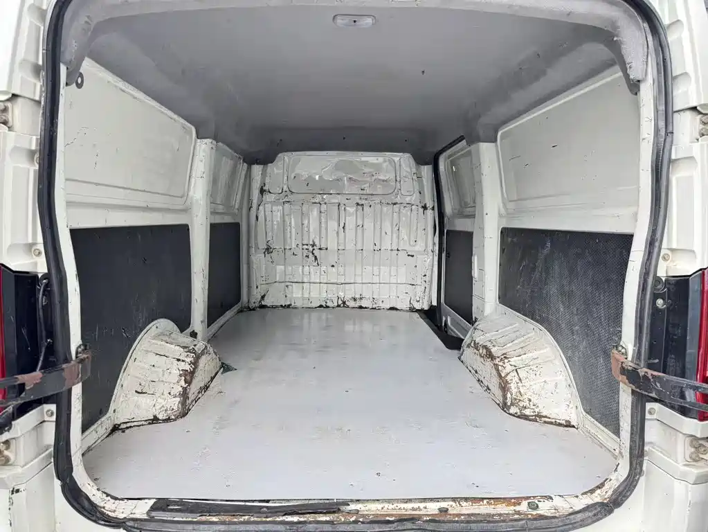 Geely Shuailing — миниатюра 9