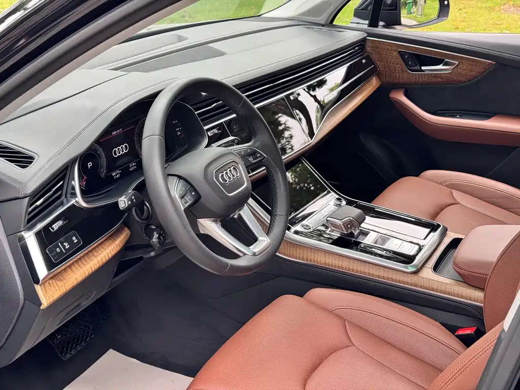 Audi Q7 — миниатюра 26