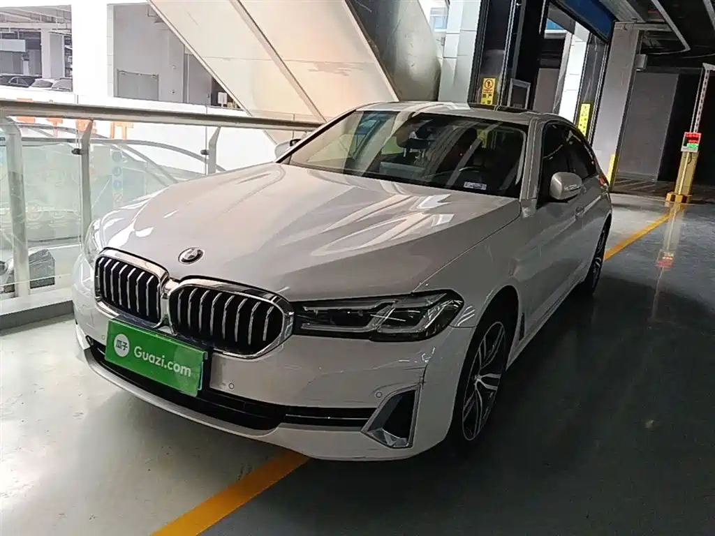 BMW 5 Series 2022