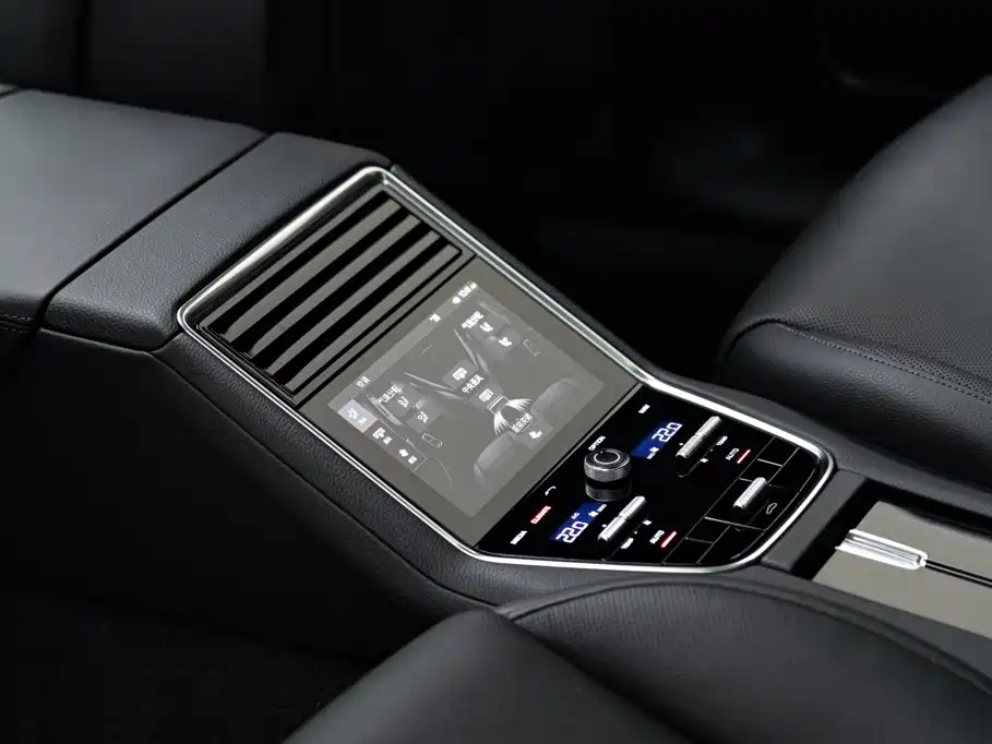 Porsche Panamera — миниатюра 11