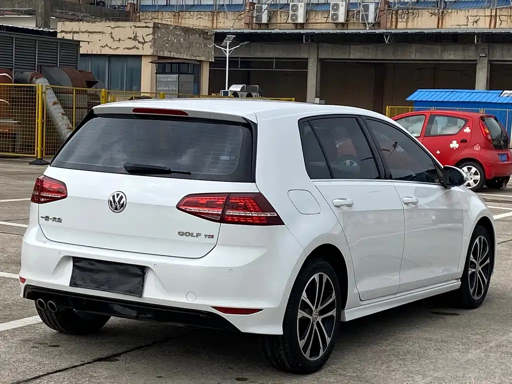Volkswagen Golf — миниатюра 7