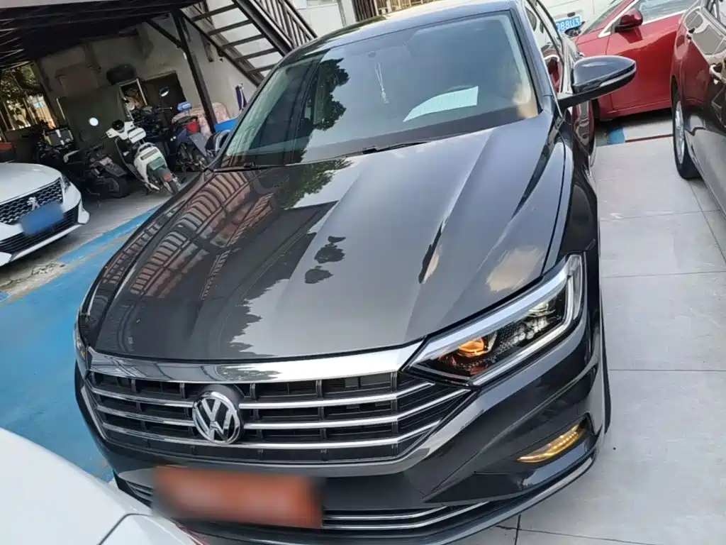 Volkswagen Sagitar — миниатюра 3