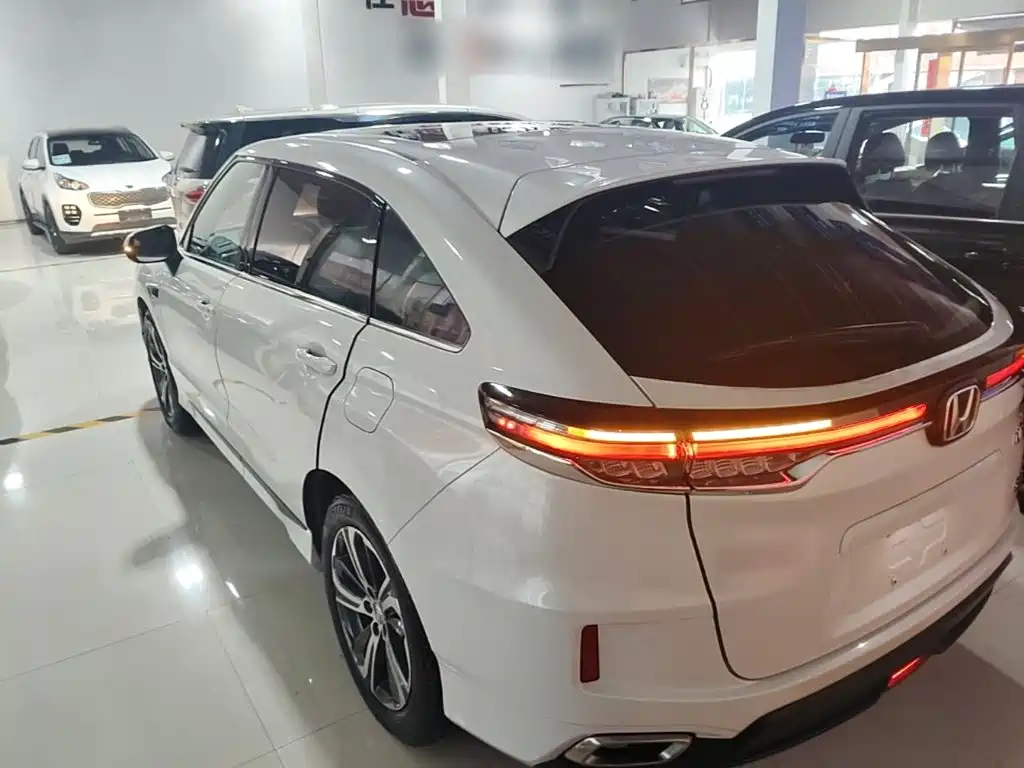 Honda UR-V — миниатюра 5