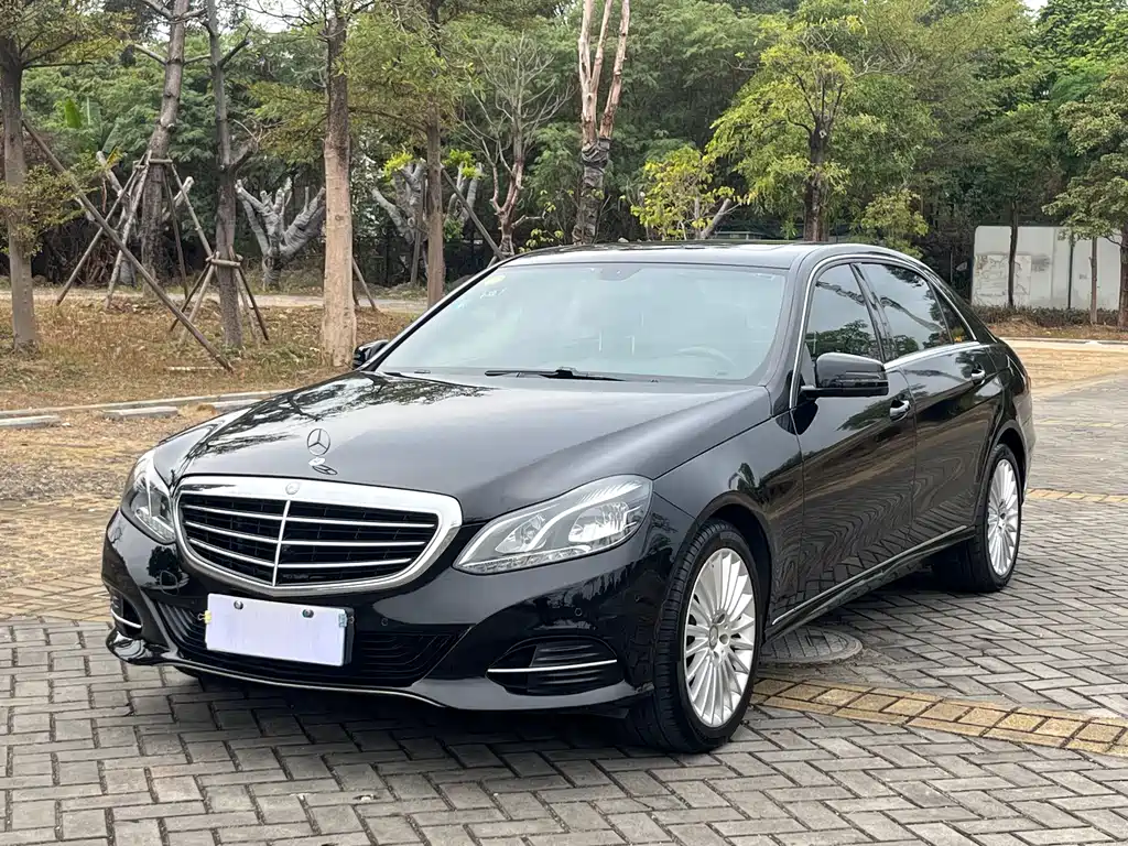 Mercedes-Benz E-Class 2015
