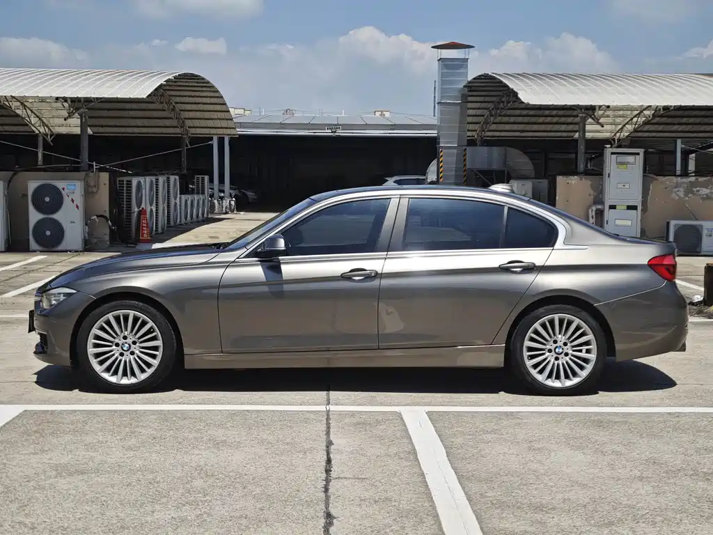 BMW 3 Series — миниатюра 4