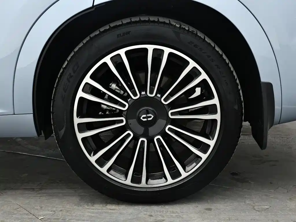 AITO AITO M7 — миниатюра 9