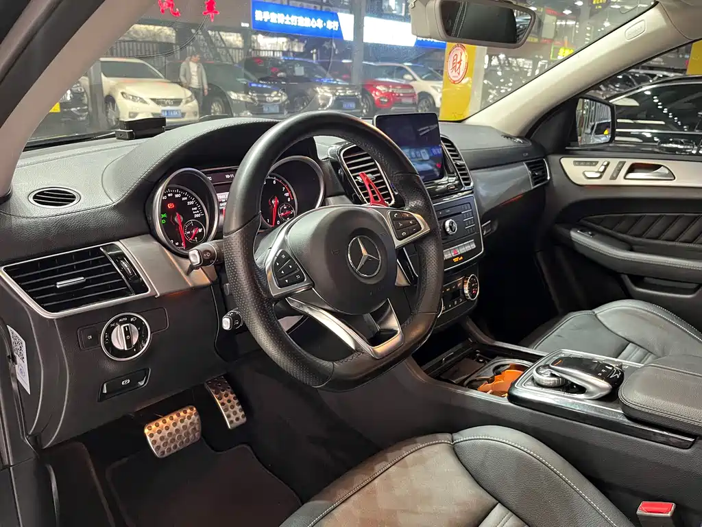 MERCEDES-BENZ GLE COUPE