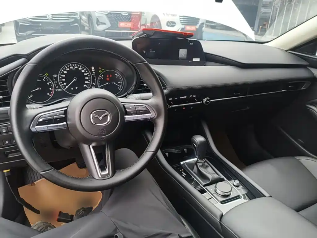 Mazda 3 Axela — миниатюра 10