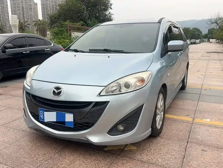 Mazda 5