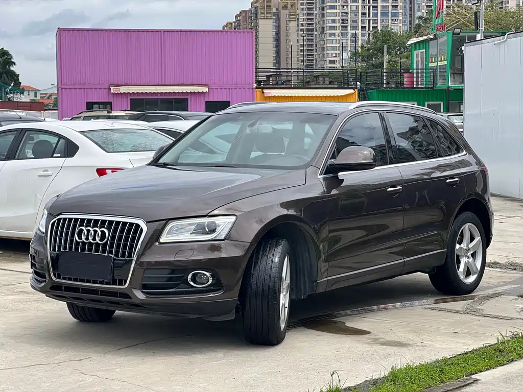 Купить Audi Q5