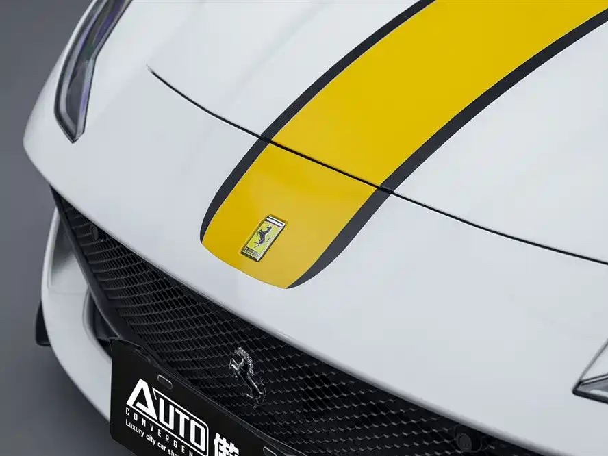 Ferrari 812 2017 6.5L Superfast