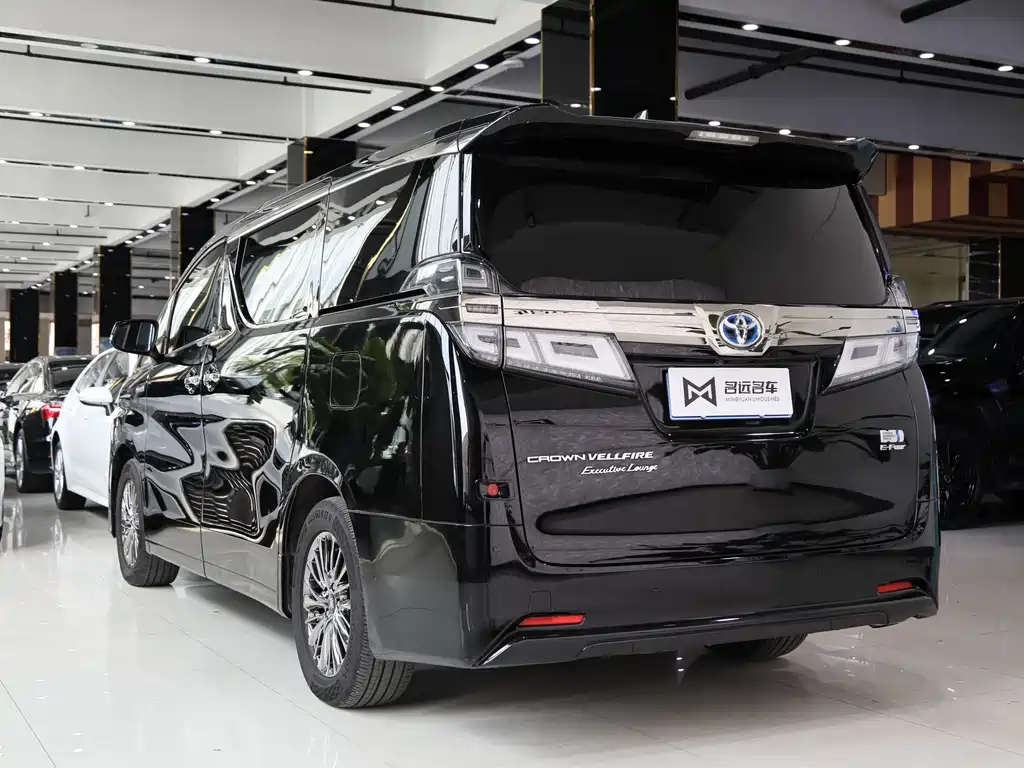 Toyota Vellfire — миниатюра 22