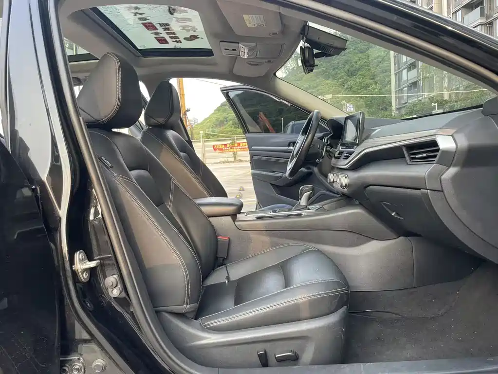 Nissan Teana — миниатюра 6