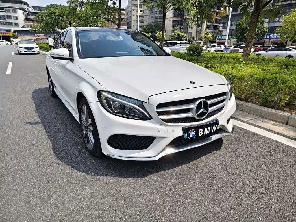 Mercedes-Benz C-Class — миниатюра 3