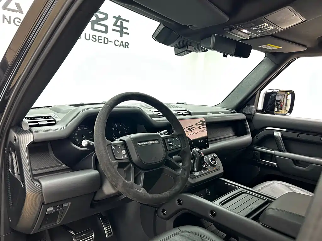 Land Rover Defender — миниатюра 10