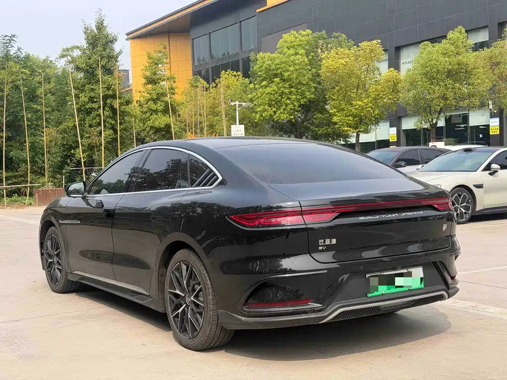 BYD Han — миниатюра 6