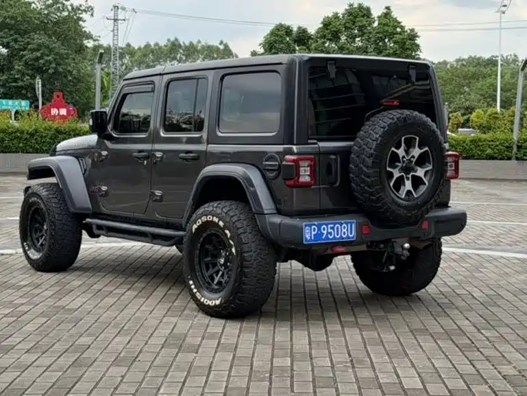 Jeep Wrangler — миниатюра 7