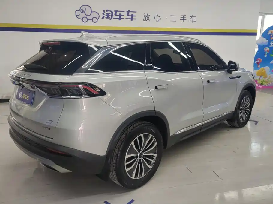 BAIC X7 — миниатюра 3