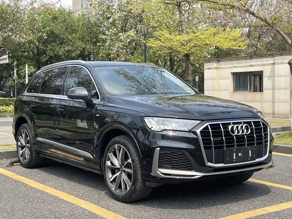 Audi Q7 2021 55 TFSI quattro S line Sport