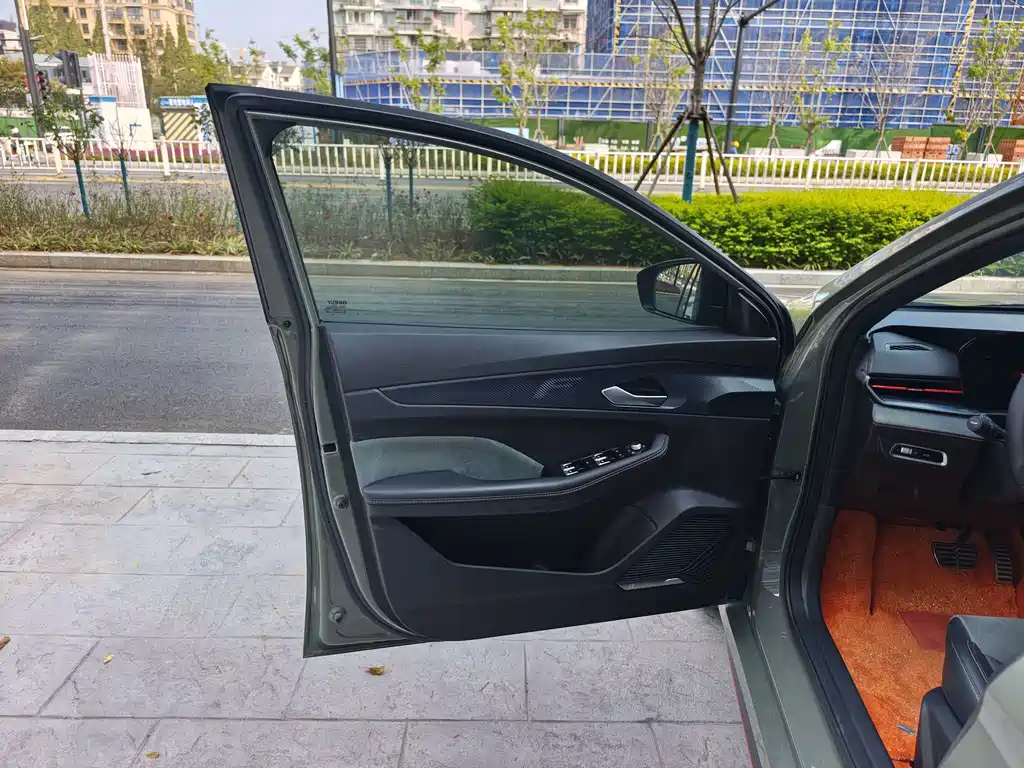Geely Binrui — миниатюра 13