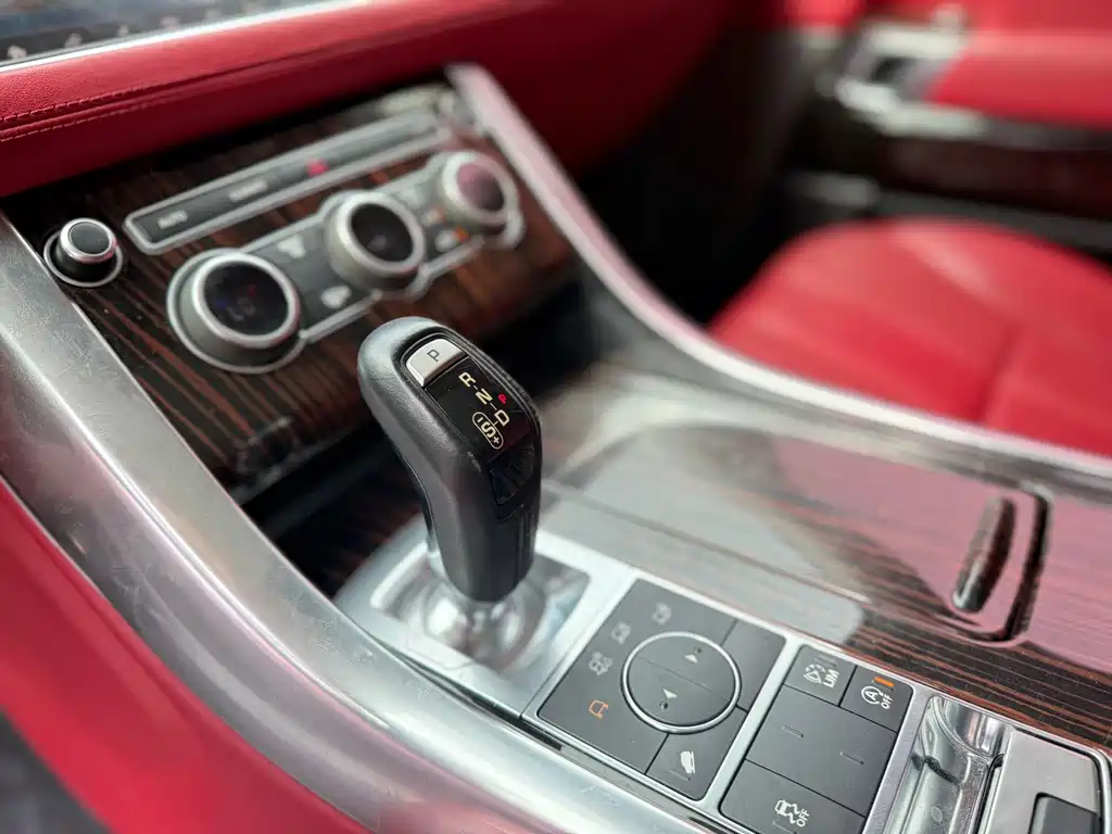 Land Rover Sport — миниатюра 6