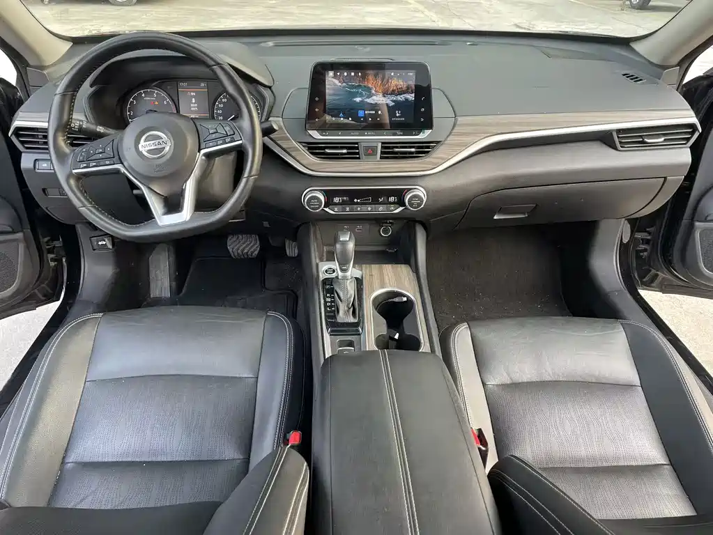 Nissan Teana — миниатюра 9
