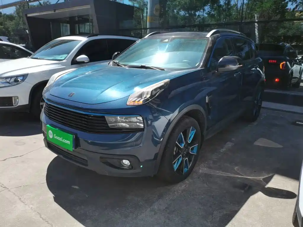Lynk & Co 01 2018