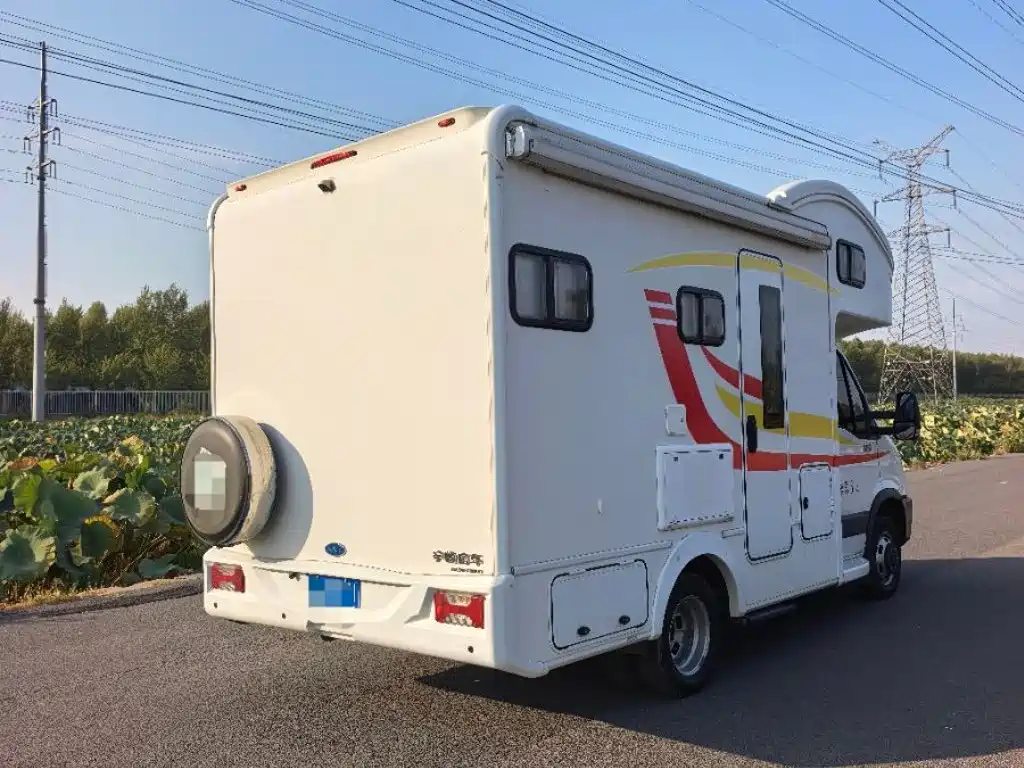 IVECO Ousheng — миниатюра 3