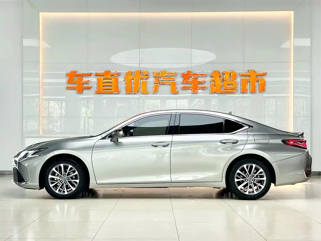Lexus ES — миниатюра 4