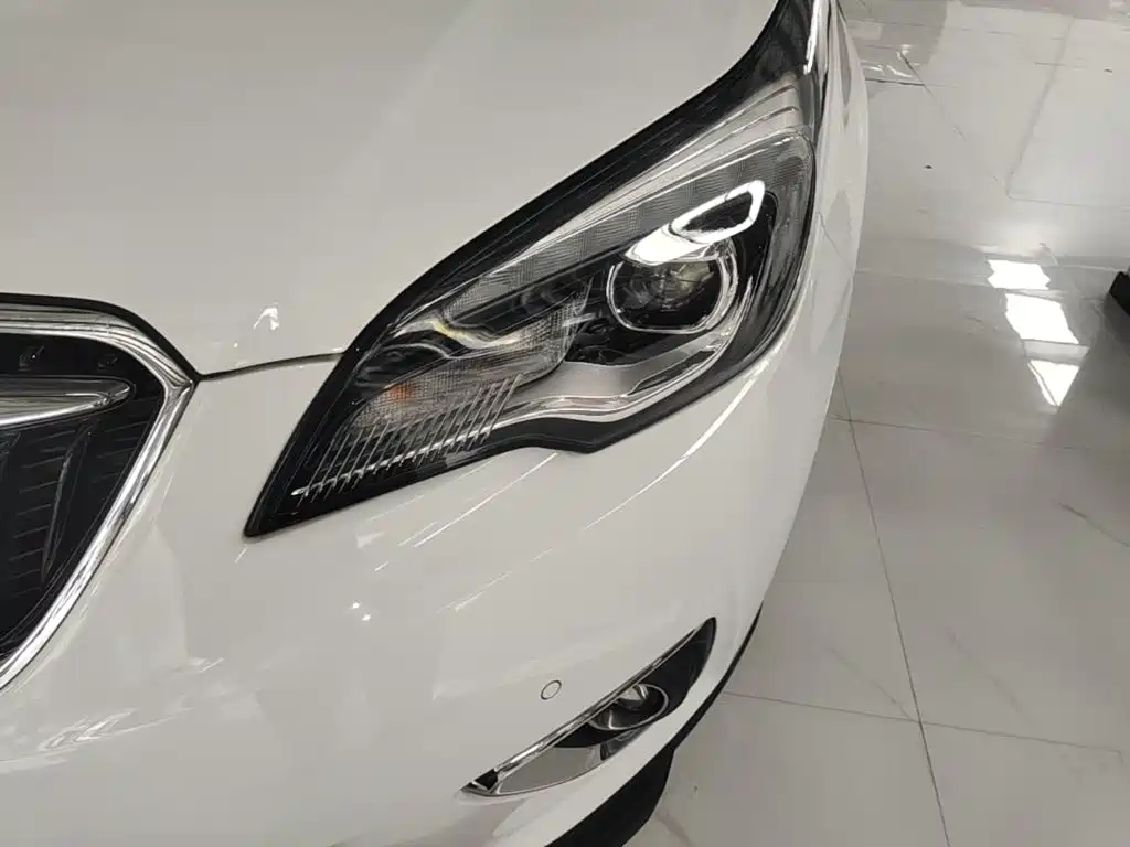 Buick Envision Plus — миниатюра 24