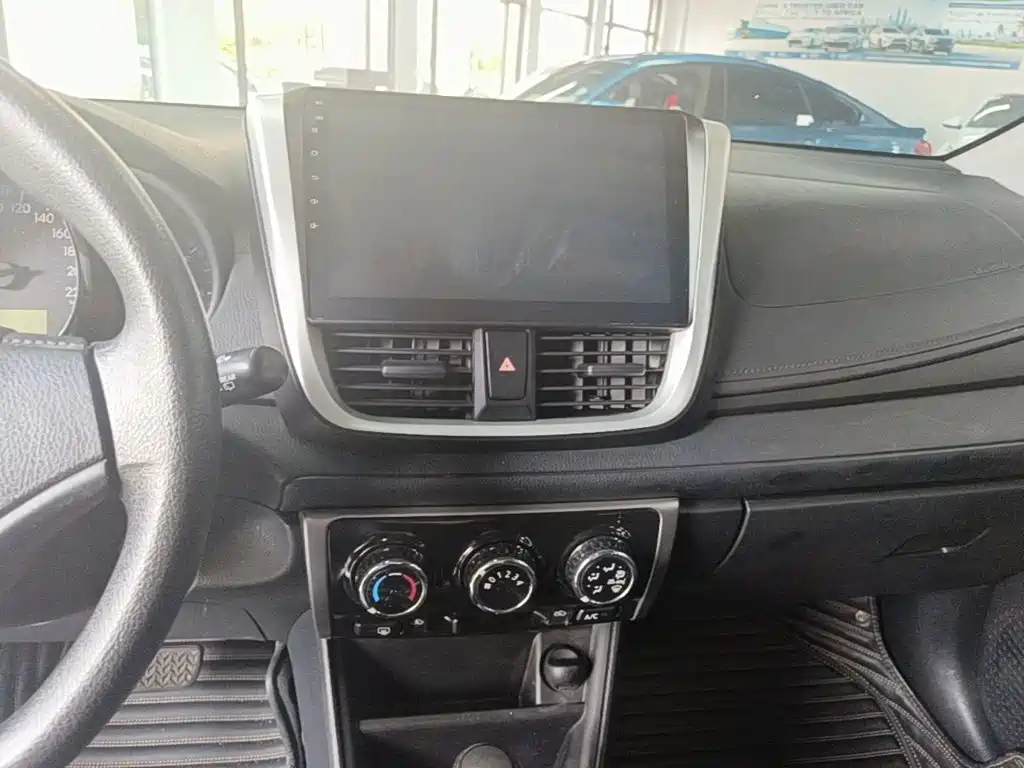 Toyota Vios FS — миниатюра 13